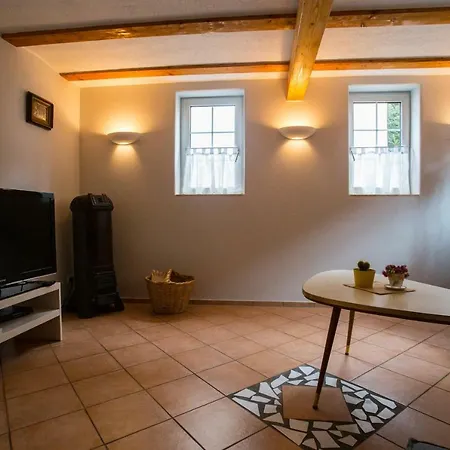 Apartmán Historic Farmhouse In